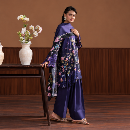 Eraj POP-EDIT 26 – Fall-Winter Linen